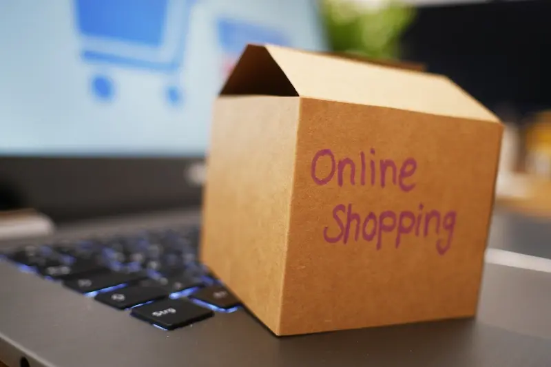 Como comprar roupas na Amazon